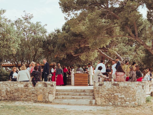 Le mariage de Anthony et Laura à Capestang, Hérault 65