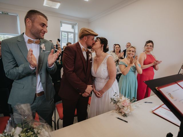 Le mariage de Florian et Manon à Tréglonou, Finistère 15