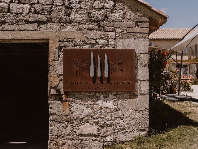 Le mariage de Benjamin et Anaelle à Montjoyer, Drôme 6