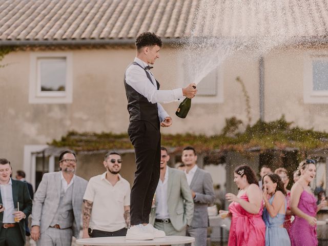 Le mariage de Benjamin et Anaelle à Montjoyer, Drôme 66