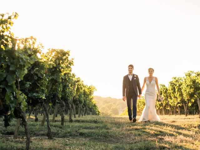 Le mariage de Maxime et Alexandra à Lignan-de-Bordeaux, Gironde 31