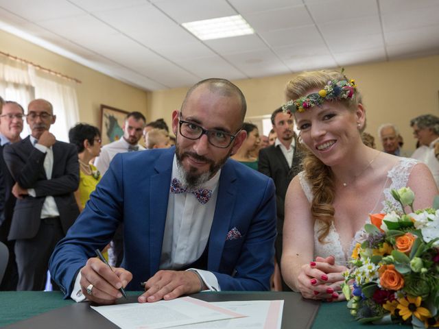 Le mariage de Alexandre et Elodie à Berneuil, Charente Maritime 7