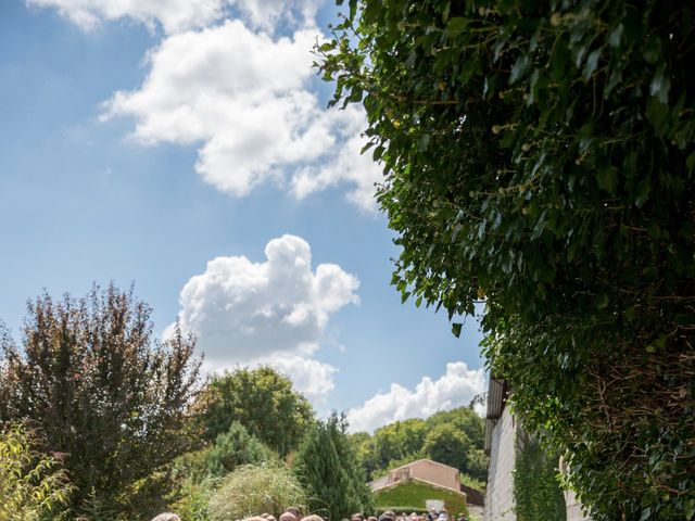 Le mariage de Alexandre et Elodie à Berneuil, Charente Maritime 10