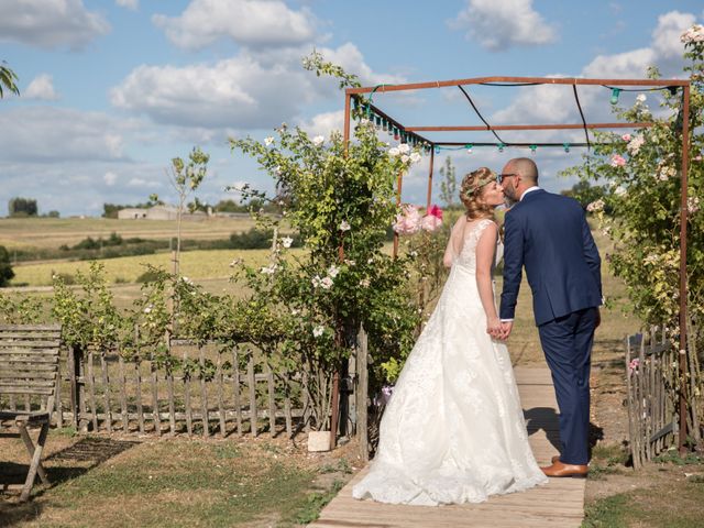 Le mariage de Alexandre et Elodie à Berneuil, Charente Maritime 20