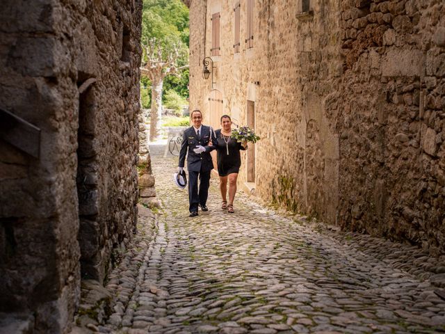 Le mariage de Paul et Florence à Labeaume, Ardèche 27