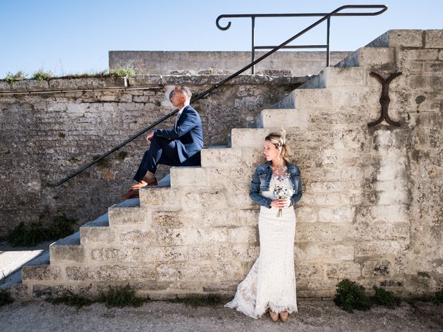 Le mariage de Julien et Céline à Le Château-d&apos;Oléron, Charente Maritime 1