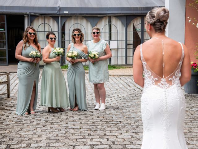 Le mariage de Loick et Florine à Les Écrennes, Seine-et-Marne 56