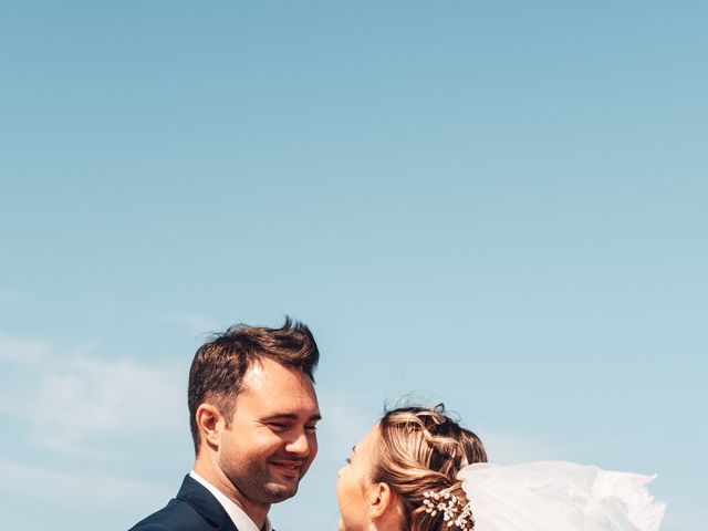 Le mariage de Valentin et Juliette à Lessay, Manche 11