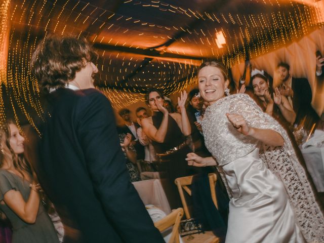 Le mariage de Johan et Eleonore à Crach, Morbihan 40