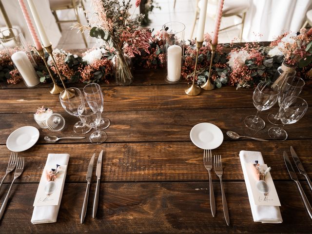 Le mariage de Thomas et Léa à Port-d'Envaux, Charente Maritime 10