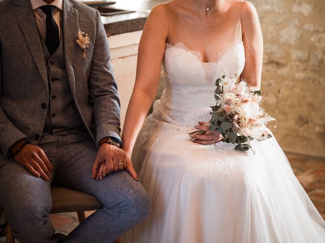 Le mariage de Thomas et Léa à Port-d'Envaux, Charente Maritime 48