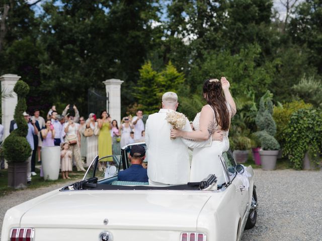 Le mariage de Anaïs et Angéline à La Tour-de-Salvagny, Rhône 26