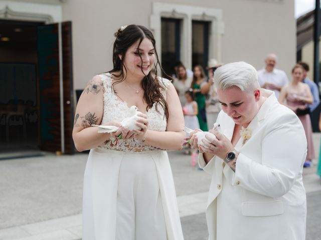 Le mariage de Anaïs et Angéline à La Tour-de-Salvagny, Rhône 46