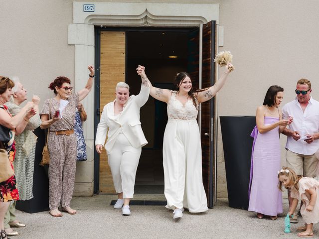 Le mariage de Anaïs et Angéline à La Tour-de-Salvagny, Rhône 49