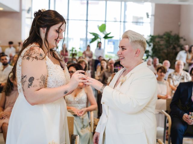 Le mariage de Anaïs et Angéline à La Tour-de-Salvagny, Rhône 50