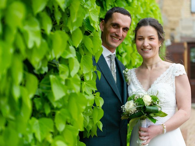 Le mariage de Clément et Charline à Ambérieux-en-Dombes, Ain 12
