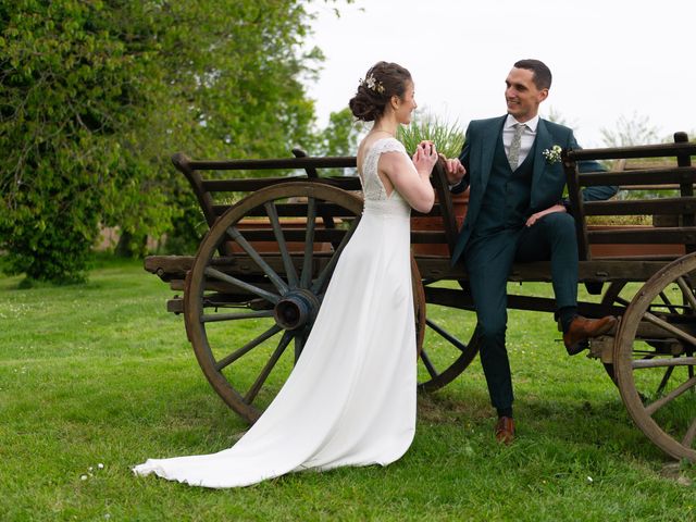 Le mariage de Clément et Charline à Ambérieux-en-Dombes, Ain 21