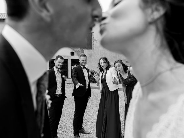 Le mariage de Clément et Charline à Ambérieux-en-Dombes, Ain 1
