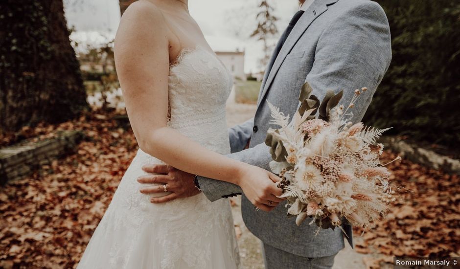 Le mariage de Thomas et Léa à Port-d'Envaux, Charente Maritime