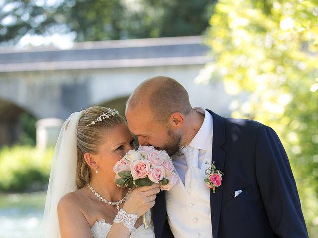 Le mariage de Stéphanie et Fabien à Angoulême, Charente 44