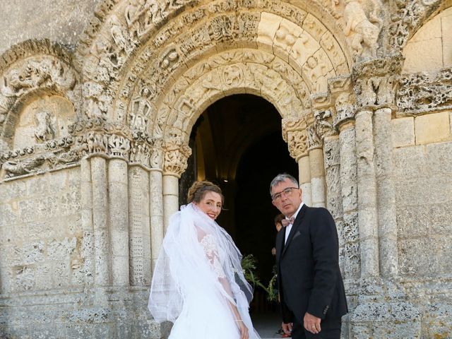 Le mariage de Thibaut et Mathilde à Vaux-sur-Mer, Charente Maritime 18