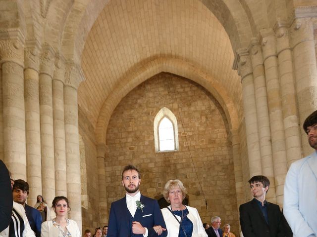 Le mariage de Thibaut et Mathilde à Vaux-sur-Mer, Charente Maritime 20