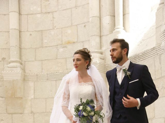 Le mariage de Thibaut et Mathilde à Vaux-sur-Mer, Charente Maritime 23