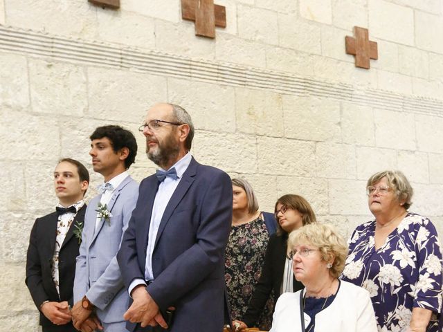 Le mariage de Thibaut et Mathilde à Vaux-sur-Mer, Charente Maritime 28