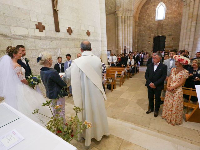 Le mariage de Thibaut et Mathilde à Vaux-sur-Mer, Charente Maritime 29