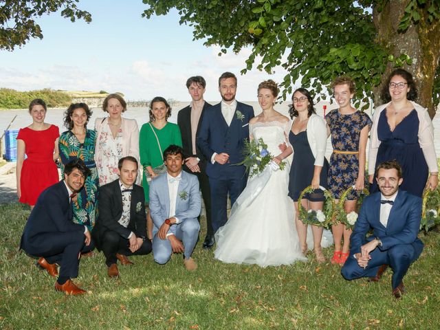 Le mariage de Thibaut et Mathilde à Vaux-sur-Mer, Charente Maritime 53