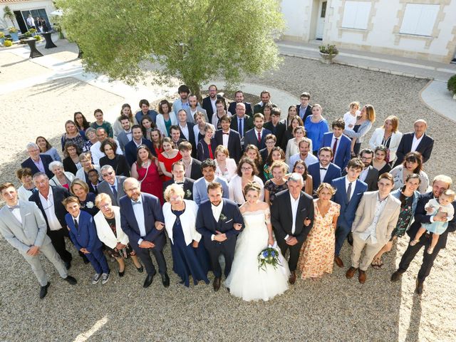 Le mariage de Thibaut et Mathilde à Vaux-sur-Mer, Charente Maritime 57