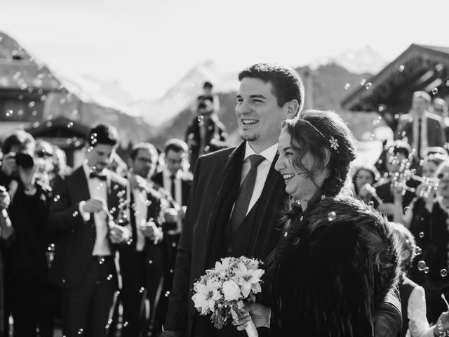 Le mariage de Pierre et Alexiane à Les Contamines-Montjoie, Haute-Savoie 17