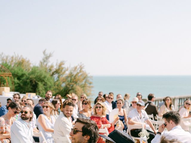 Le mariage de François et Marine à Granville, Manche 12