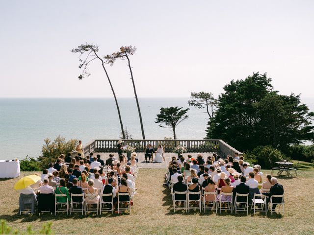 Le mariage de François et Marine à Granville, Manche 13
