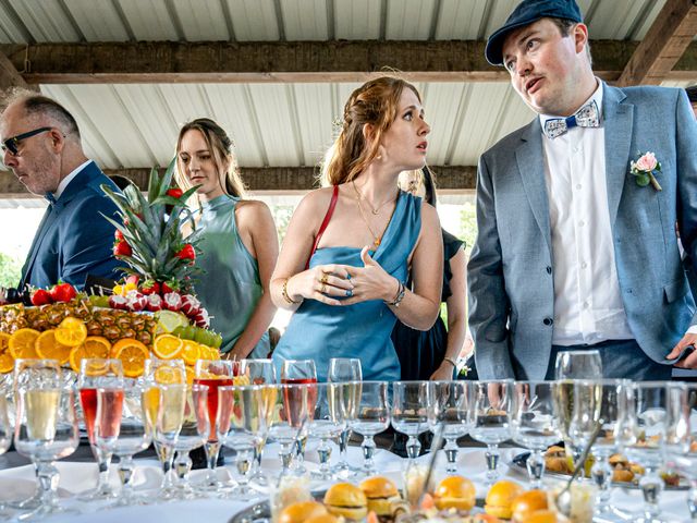 Le mariage de Antoine et Alix à Villebois, Ain 44