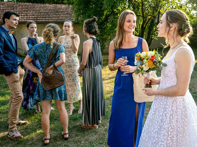 Le mariage de Antoine et Alix à Villebois, Ain 56