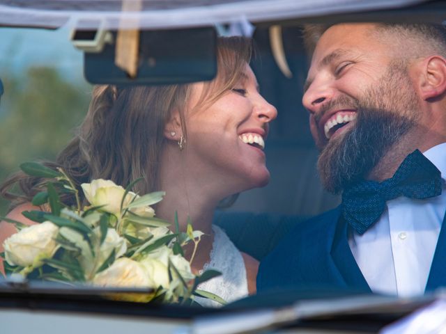 Le mariage de Ornella  et Tristan   à Le Luc, Var 22