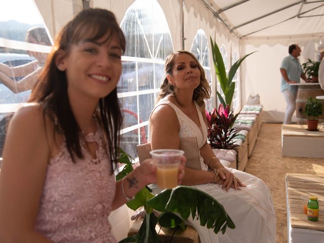 Le mariage de Ornella  et Tristan   à Le Luc, Var 27