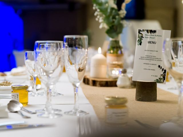 Le mariage de Christian et Emilie à Lucenay, Rhône 22