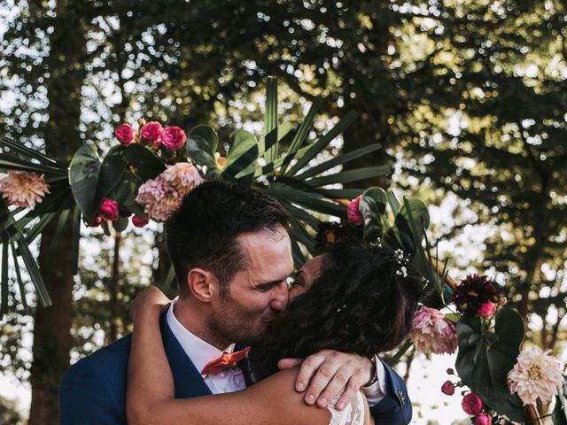 Le mariage de Alex et Sarah à Beaumontois-en-Périgord, Dordogne 35