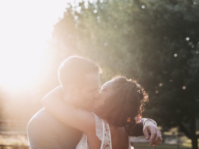 Le mariage de Alex et Sarah à Beaumontois-en-Périgord, Dordogne 57