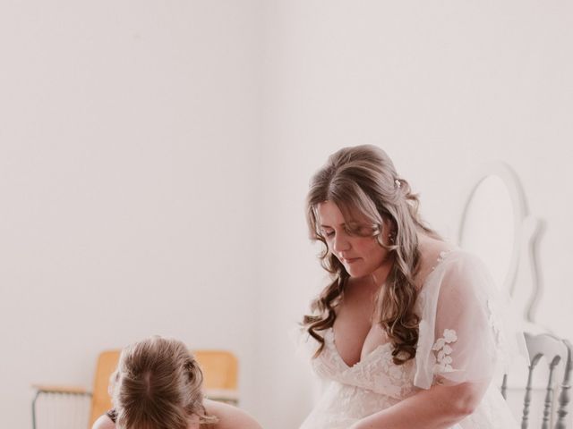 Le mariage de Romain et Alexia à Paris, Paris 12