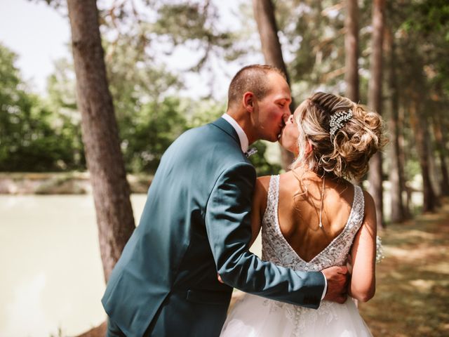 Le mariage de Valentin et Mélanie à Chambon-la-Forêt, Loiret 12