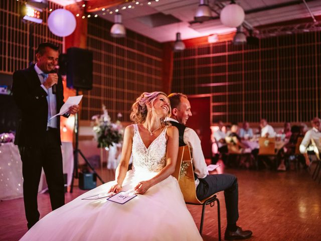 Le mariage de Valentin et Mélanie à Chambon-la-Forêt, Loiret 2