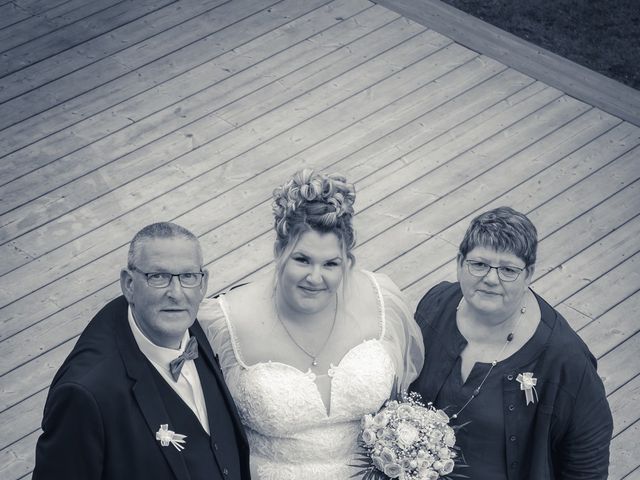 Le mariage de Arnaud et Mélanie à Lanvéoc, Finistère 25