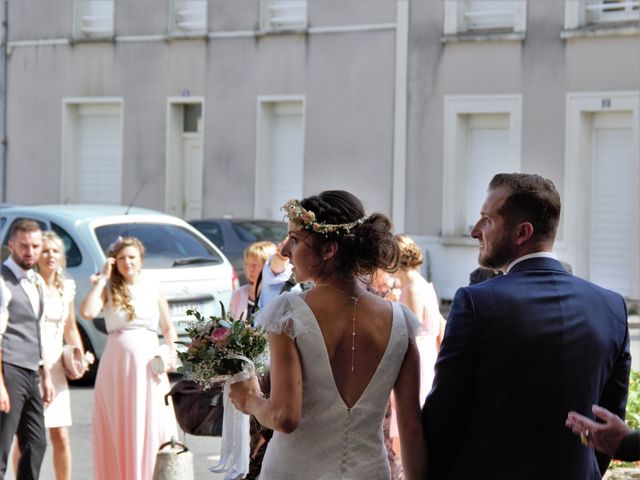 Le mariage de Jérémy et Sonia à Chanzeaux, Maine et Loire 25