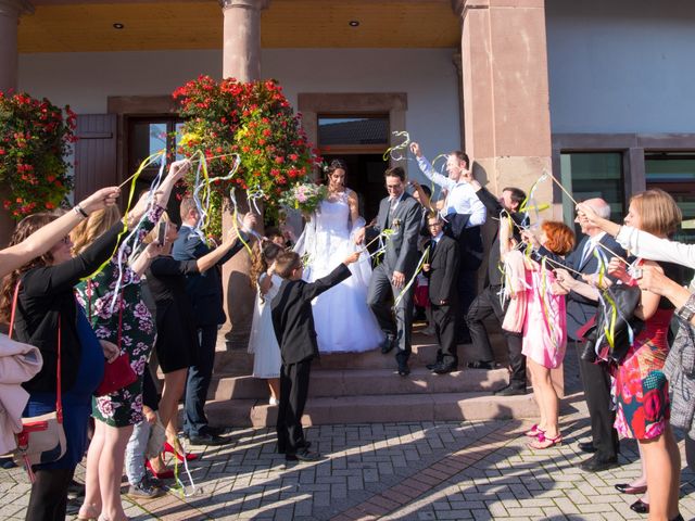 Le mariage de Luc et Lucie à Zellwiller, Bas Rhin 17