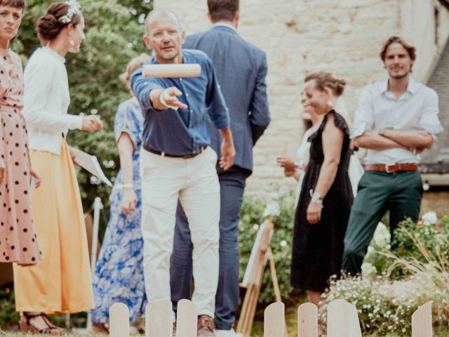 Le mariage de Emmanuel et Gaëlle à Pont-l&apos;Abbé, Finistère 65