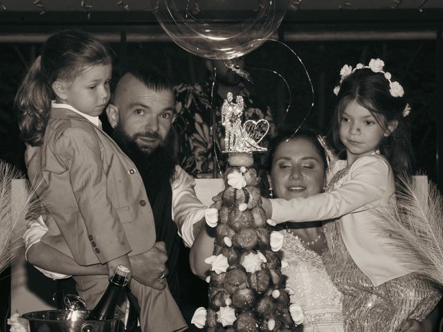 Le mariage de Julien et Elodie à Cabasse, Var 8
