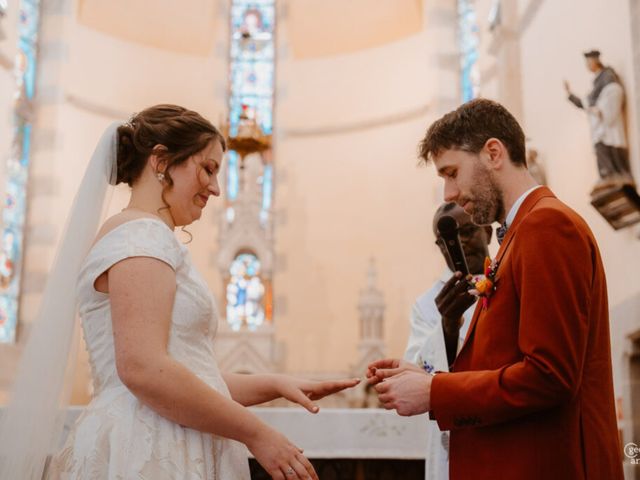Le mariage de Thomas  et Mathilde  à Quimper, Finistère 44